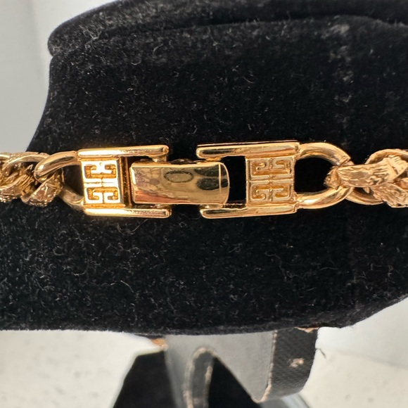 VINTAGE GIVENCHY BYZANTINE CHAIN
NECKLACE, 1980’s - Picture 3 of 4